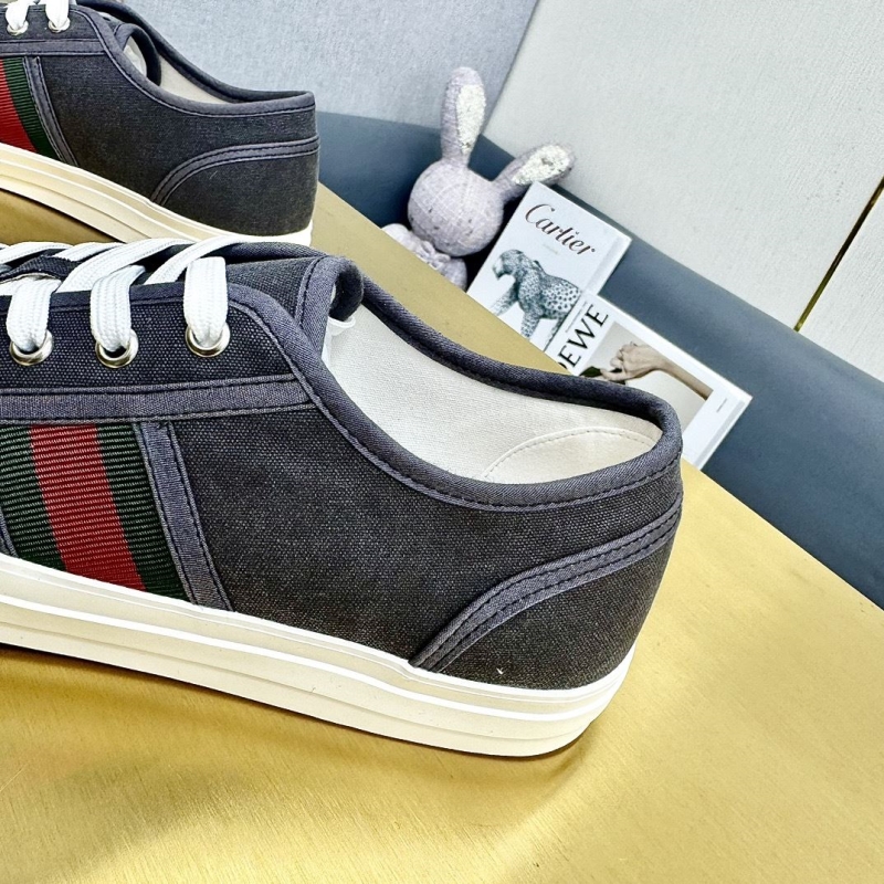 Gucci Casual Shoes